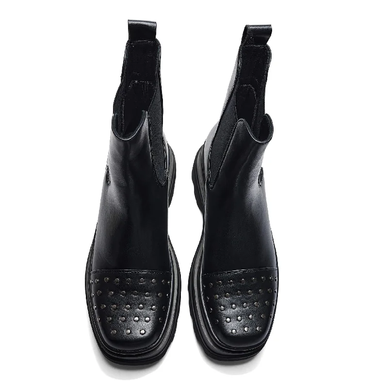 Silence Studded Trident Chelsea Boots - Black