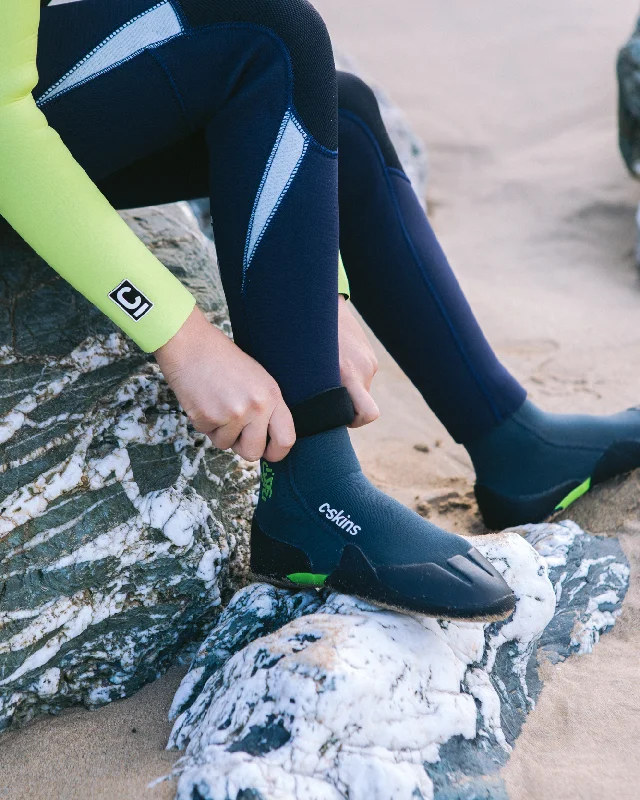 Legend 3.5mm Round Toe Wetsuit Boots in Graphite, Flash Green & Black