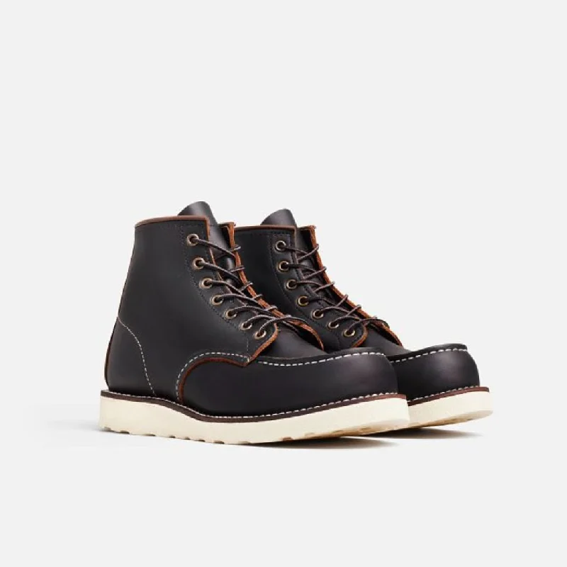 Men's Classic Moc Toe Boot (Black)