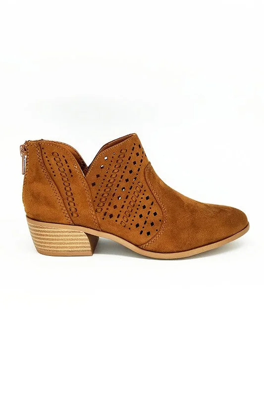 Emerge Bootie (Chestnut)