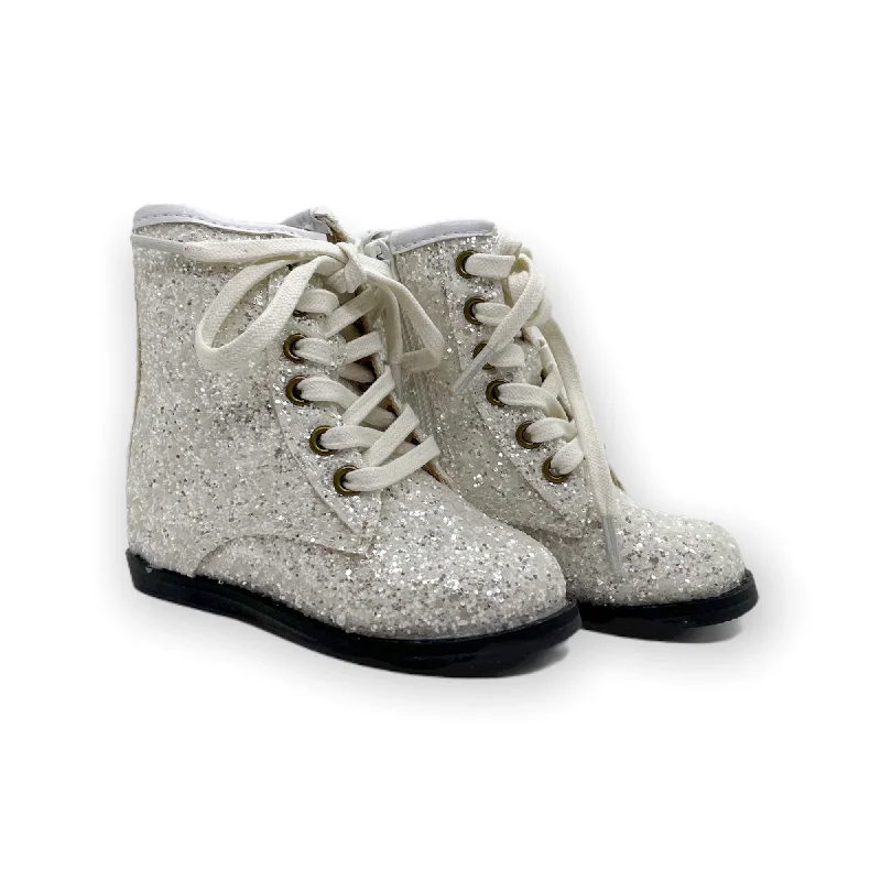 Stone Boot Druzy White