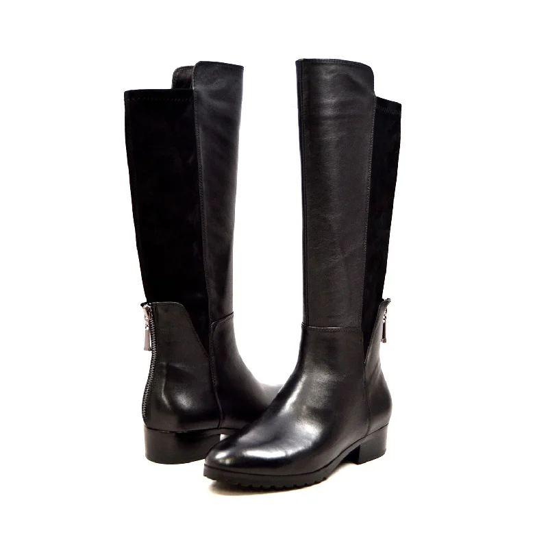 Timeless Riding Boots Stylish and Versatile