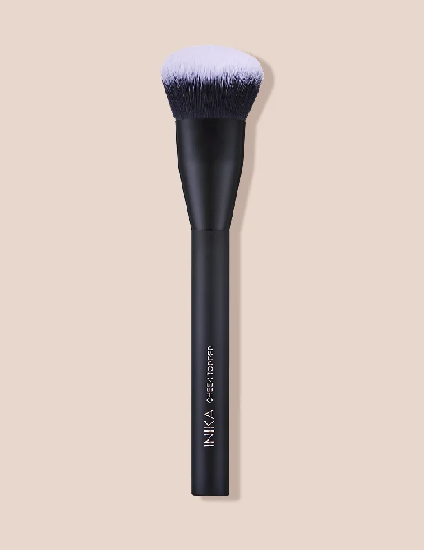 INIKA Organic Cheek Topper Brush