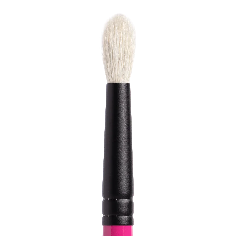 Whats Up Beauty - R103 Blending Eyeshadow Brush