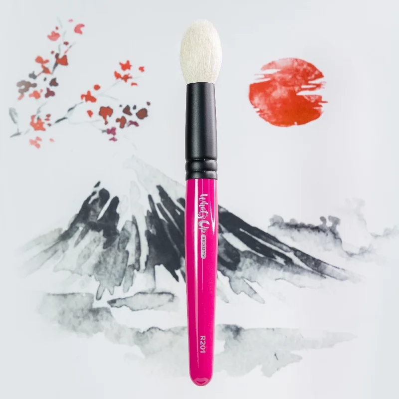 Whats Up Beauty - R201 Highlighter Brush